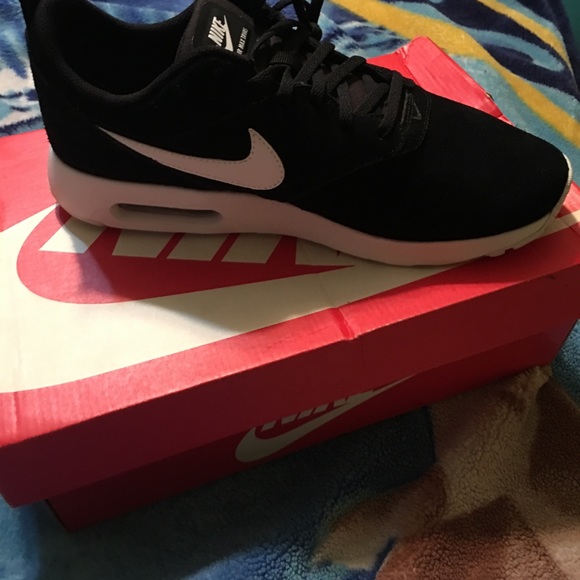 Nike Air Max Tavas LTR - MAN - Picture 2 of 3